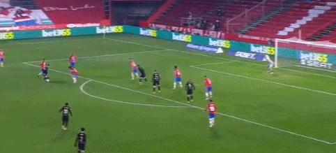 棒球与统计模型：预判特定投手在雨后湿度下的滑球位移衰减