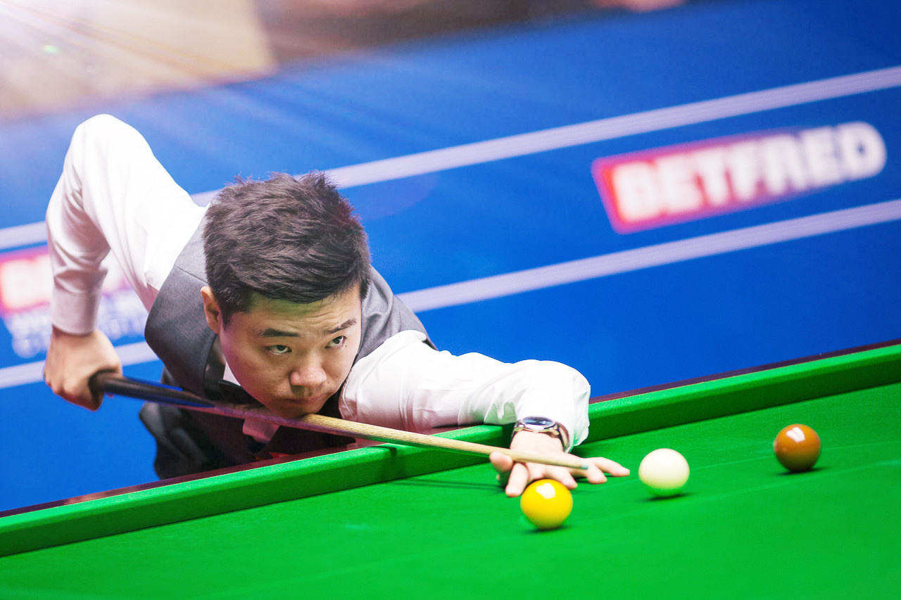 布从俄罗斯 布从俄罗斯